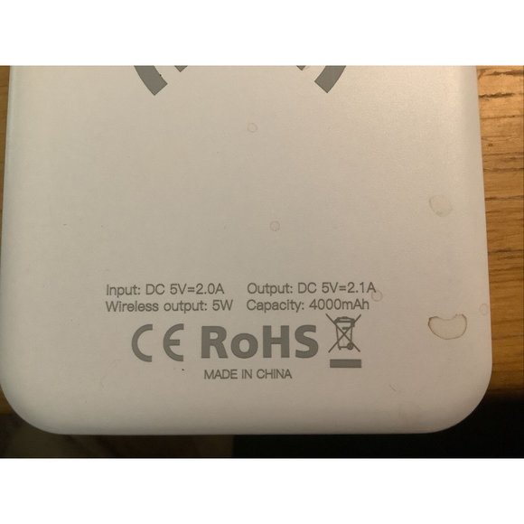 Power Bank 4000mAh Wireless Battery Pack Radio Station Contributor Gift Unused - Picture 2 of 6